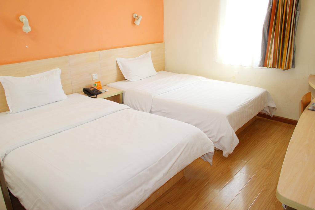 7Days Inn Chengdu Wuda Garden Habitación foto