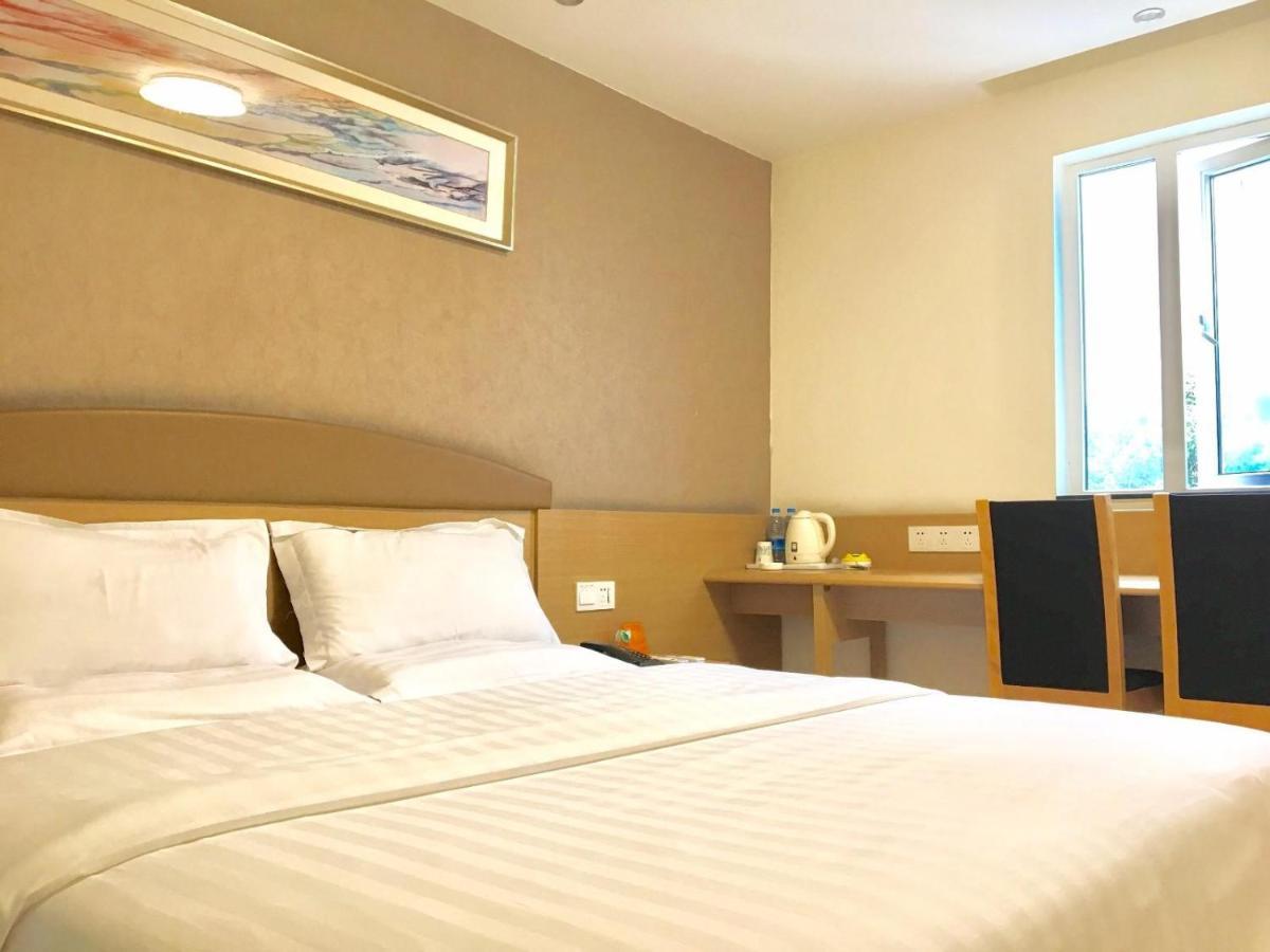 7Days Inn Chengdu Wuda Garden Exterior foto